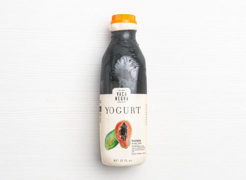 Yogurt de papaya, Vaca Negra